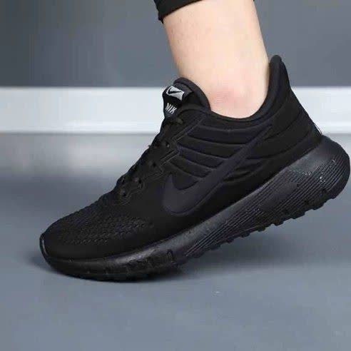 حراج فوق العاده کفش کتونی اسپرت نایک مردانه پسرانه خاص و زیبا رنگ مشکی تمام  با ارسال رایگان