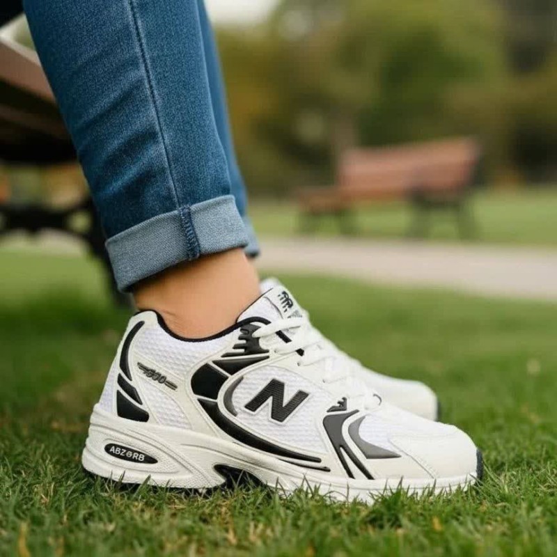 حراج دل نشین کفش اسپرت نیوبالانس 530 زنانه دخترانه منحصر به فرد و خاص رنگ سفید مشکی با ارسال رایگان
