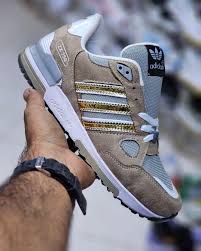 کفش اسپرت ادیداس مردانه رنگ قهوه ای پاخور شیک با ارسال رایگان