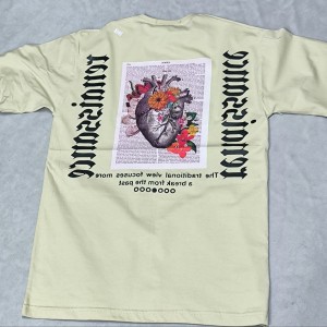 آفر ویژه تیشرت لانگ مردانه پشت چاپ طرح قلب رنگ کرمی با ارسال رایگان