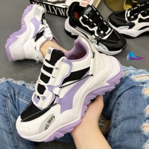 فروش ویژه کفش اسپرت دخترانه جدید مدل بالنسیاگا رنگ سفید بنفش فوق‌العاده شیک وخوش پا  باارسال رایگان