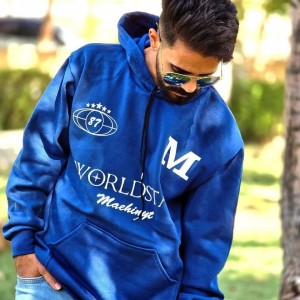 فروش ویژه هودی مردانه و پسرانه طرح M زیبا نرم و راحت  رنگ ابی باارسال رایگان