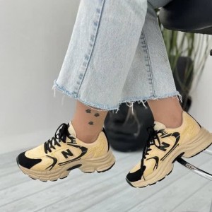 فروش فوق العاده کفش اسپرت زنانه دخترانه مدل نیوبالانس جدید و زیبا رنگ کرم مشکی  با ارسال رایگان