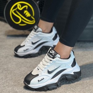 تخفیف  ویژه کفش اسپرت دخترانه مدل نایک زیره پیو رنگ سفید مشکی باارسال رایگان