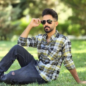 تخفیف  پیراهن دکمه ای آستین دار مردانه مدل چهارخونه ای جدید و منحصر بفرد   رنگ  سفید طوسی  با ارسال رایگان
