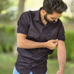 افر ویژه پیراهن دکمه ای آستین کوتاه مردانه خاص وویژه رنگ ذغالی  با ارسال رایگان