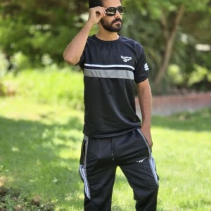 فروش فوق العاده و جذاب تیشرت مردانه پسرانه طرح نایک بسیار باکیفیت رنگ مشکی  باارسال رایگان