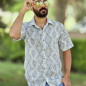 آفر ویژه  پیراهن دکمه ای آستین کوتاه مردانه پسرانه شیک و ویژه رنگ کرم  با ارسال رایگان