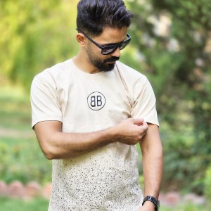 فروش جذاب تیشرت مردانه ساده مدل B نرم و با کیفیت رنگ کرمی تیره باارسال رایگان