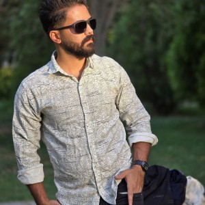 آفر ویژه پیراهن پاییزه دکمه ای آستین دار مردانه بسیار شیک رنگ سفید طوسی با ارسال رایگان