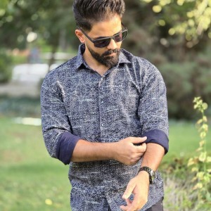 تخفیف بی نظیر  پیراهن پاییزه دکمه ای آستین دار مردانه یه مدل خاص و جدید رنگ سرمه ای با ارسال رایگان
