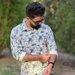 فروش هیجان انگیز پیراهن پاییزه دکمه ای آستین دار مردانه ویژه رنگ  سفید آبی با ارسال رایگان