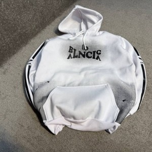 فروش عالی هودی مردانه پسرانه نرم و با کیفیت رنگ سفید  باارسال رایگان