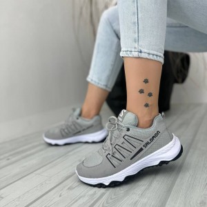 حراااجی  کفش کتونی اسپرت مردانه پسرانه مدل سالامون خاص و جذاب رنگ طوسی مشکی زیره سفید با ارسال رایگان