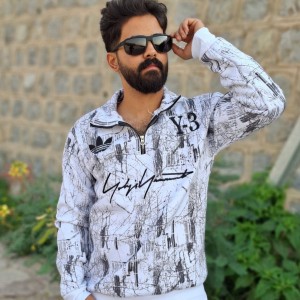 حراج فوق العاده دورس پاییزه نیم زیپ مردانه پسرانه یه مدل بی نظیر رنگ سفید  باارسال رایگان