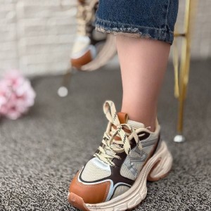 حراج ویژه کفش اسپرت لژدار دخترانه زنانه مدل ZARA  زیبا و جذاب رنگ مشکی کرم  باارسال رایگان