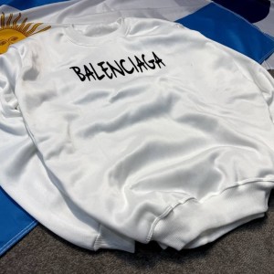 حراجی دورس بالنسیاگا مردانه پسرانه پرفروش و باکیفیت رنگ سفید  باارسال رایگان