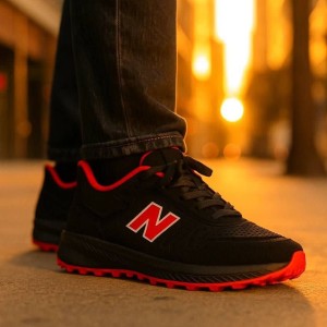 فروش عالی کفش کتونی اسپرت مردانه پسرانه مدل نیوبالانس جذاب و بادوام رنگ مشکی قرمز باارسال رایگان
