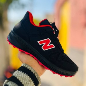 خریدکفش اسپرت مردانه مدل نیوبالانس در رنگبندی متنوع با ارسال رایگان رنگ مشکی طوسی