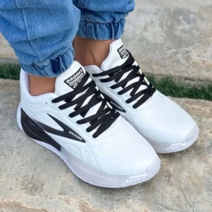 فروش ویژه کفش کتونی اسپرت بروکس کپسولی مردانه پسرانه خاص  رنگ سفید مشکی با ارسال رایگان