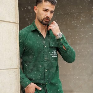 پیراهن دکمه دار مردانه استین دار جنس بیسکوییتی سبز با ارسال رایگان