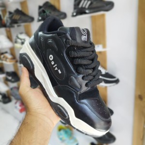 خرید اینترنتی کفش اسپرت مردانه مدل اوگی رنگ مشکی زیره سفید پاخور عالی با ارسال رایگان
