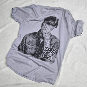 حراج ویژه تیشرت پشت چاپ مچینست پسرانه باکیفیت وعالی رنگ طوسی  ارسال رایگان