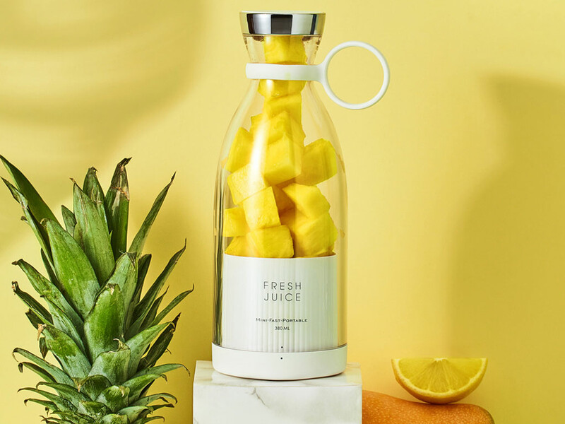 شیکر و آبمیوه‌گیری شارژی قابل حمل 400 میلی‌لیتر Youguo Portable Electric Juicing Cup 214