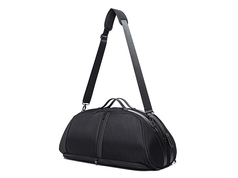 کیف باشگاه حرفه ای ضدآب با قابلیت جدا سازی وسایل بنج BG-77178