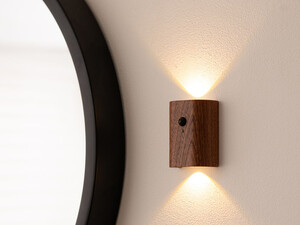 چراغ شب دیواری سنسور حرکتی قابل شارژ چوبی Auraglow Wooden Rechargeable Motion Sensor Wall Light TAIGA