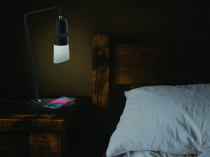 چراغ مطالعه شناور و شارژر وایرلس مگی Megi Smart Magnetic Levitating Lamp Pro