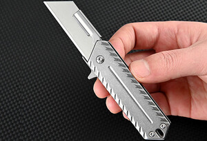 فروش چاقو آنباکسینگ جمع‌شونده کشویی ضدزنگ Stainless steel heavy-duty utility unboxing knife