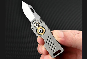 کیفیت چاقو آنباکسینگ فلزی تاشوی قابل آویز از دسته کلید sharp and high hardness D2 steel mini folding knife