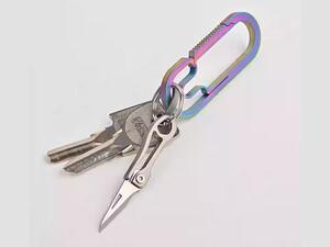 بهترین چاقو آنباکسینگ تاشو تیتانیومی قابل آویز از دسته کلید mini knife sharp carry-on keychain pendant unboxing