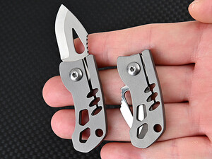 خرید چاقو آنباکسینگ تیتانیومی تاشوی قابل آویز از دسته کلید Portable sharp mini folding knife