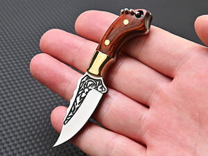 فروش چاقو آنباکسینگ برنجی دارای کاور قابل آویز از دسته کلید Brass smallknife sharp self-defense unboxing