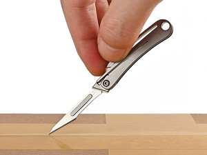 فروش چاقوی آنباکسینگ تیتانیومی تاشو دارای دو نوع تیغه قابل تعویض Replaceable Blade Unboxing Knife