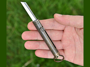 چاقو آنباکسینگ برنجی قابل آویز از دسته کلید Brass mini chain knife portable sharp self-defense