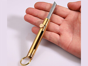 خرید چاقو آنباکسینگ برنجی قابل آویز از دسته کلید Brass mini chain knife portable sharp self-defense