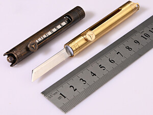 کیفیت چاقو آنباکسینگ برنجی قابل آویز از دسته کلید Brass mini chain knife portable sharp self-defense