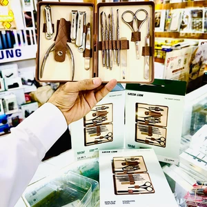 کیفیت ست ناخن‌گیر مانیکور و پدیکور گرین‌لاین