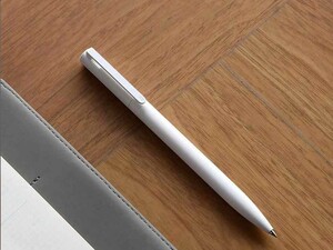 خودکار شیائومی مدل Xiaomi Mi Gel Ink Pen دارای وزن کم