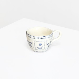 فنجان طرح دار گشت