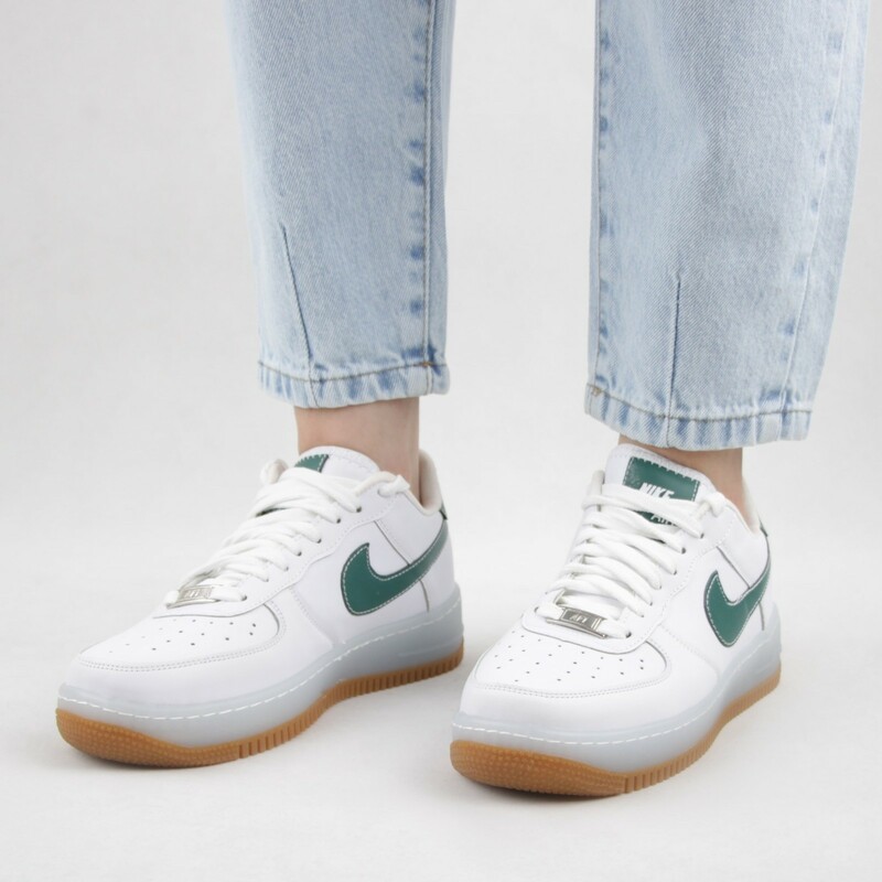 کتانی زنانه ایر فورس