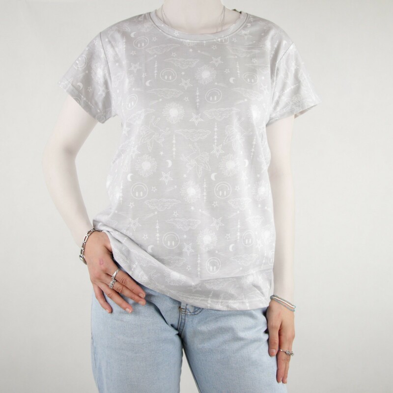 تی شرت H&amp;M با طرح نقاشی زنانه