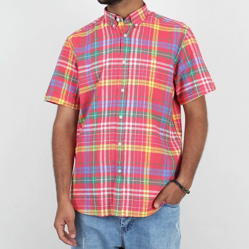 پیراهن مردانه آستین کوتاه