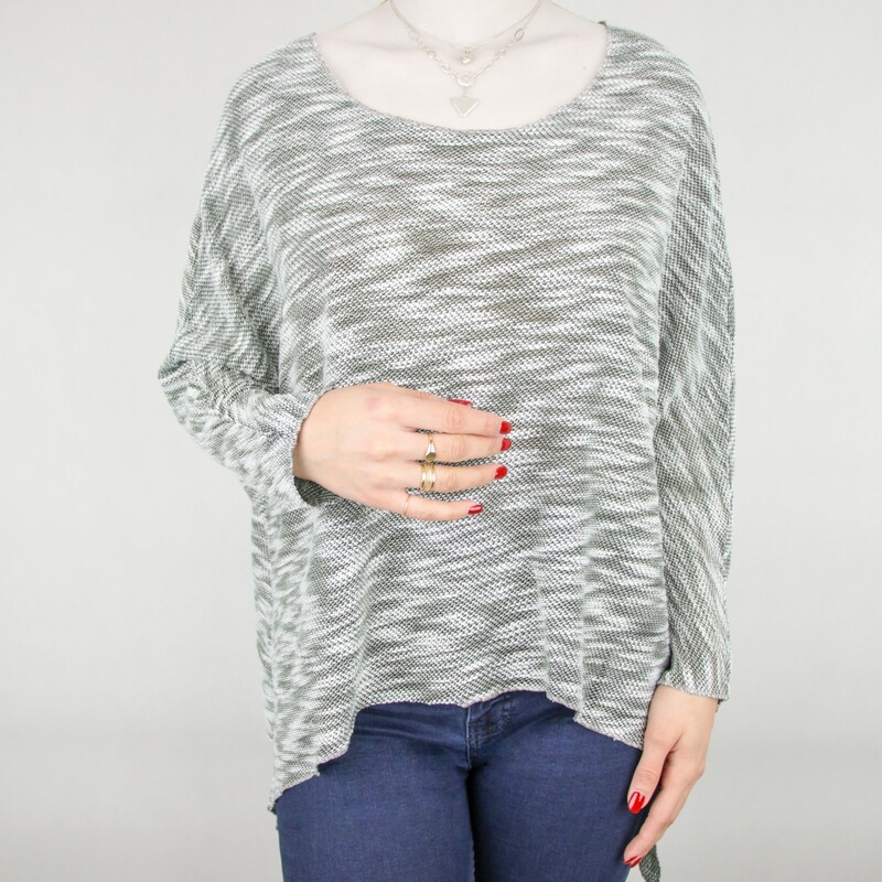 بلوز زنانه دانزا یقه گرد