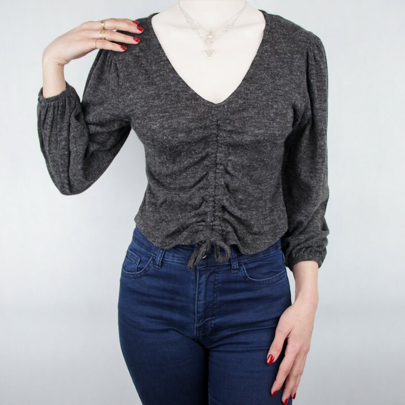 بلوز زنانه دانزا یقه V