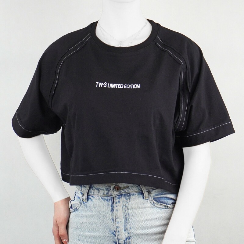 تیشرت زنانه با طرح tw_3