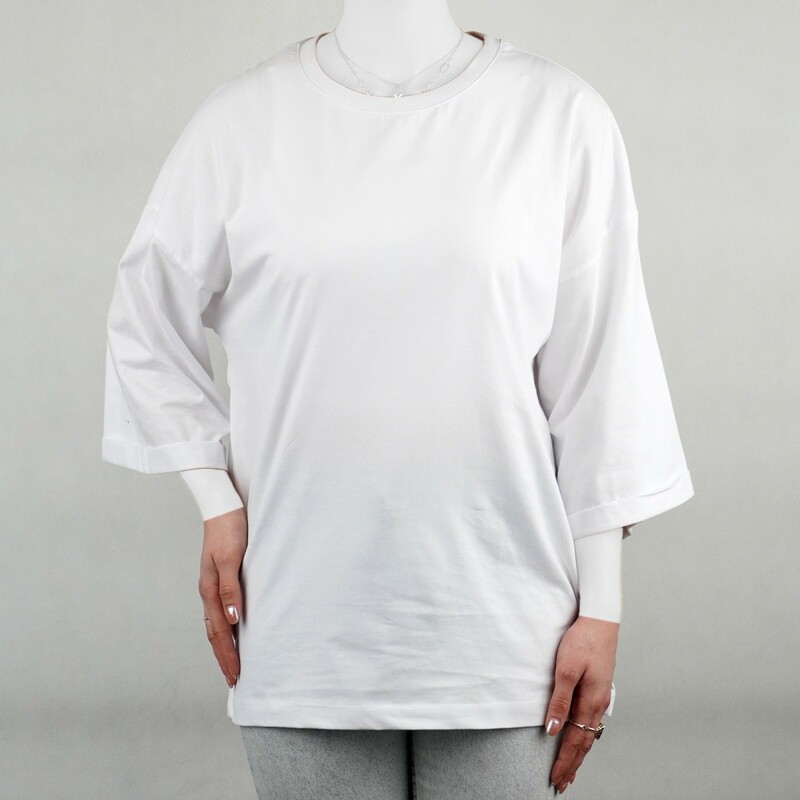 تیشرت زنانه یقه گرد ساده اور سفید